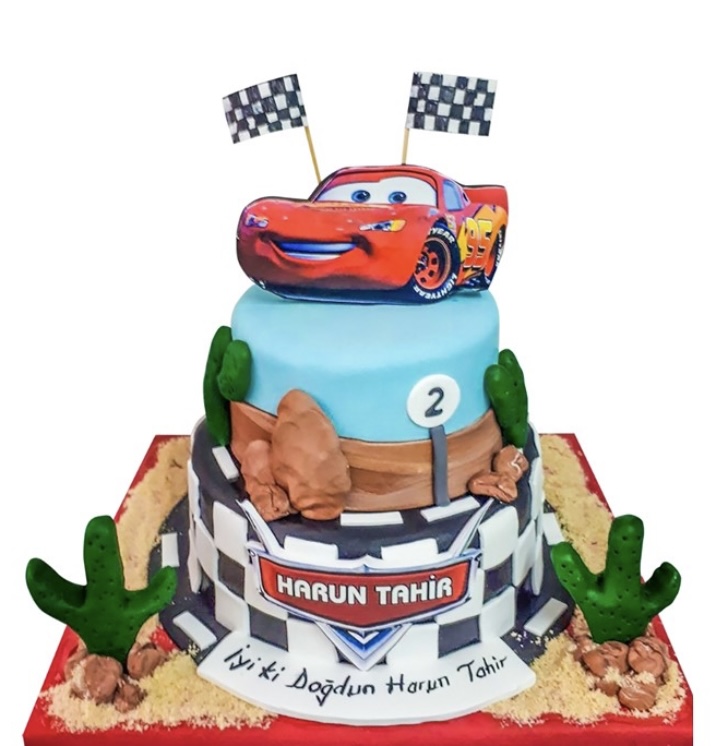 İki Katlı Arabalı Pastası