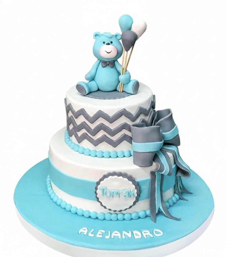 Ayıcıklı Erkek Bebek Doğum Günü Pastası