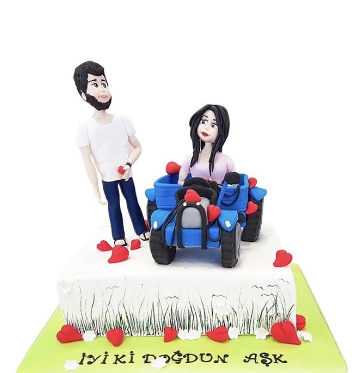 Traktörde Aşk Sevgili Pastası