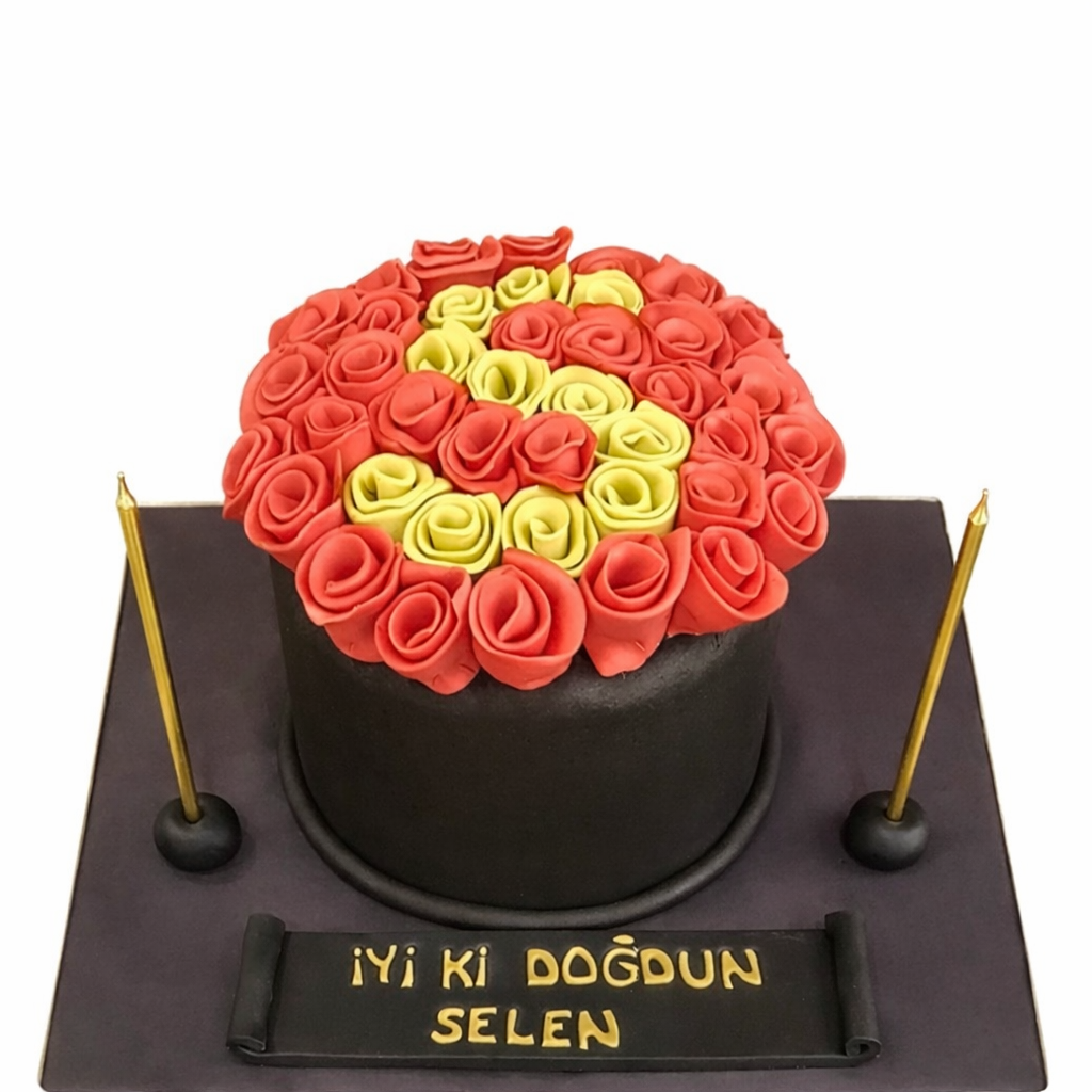 Güllü Baş Harfli Özel Pasta