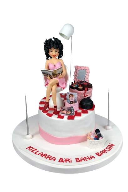 Güzellik Salonu Konseptli Doğum Günü Pastası