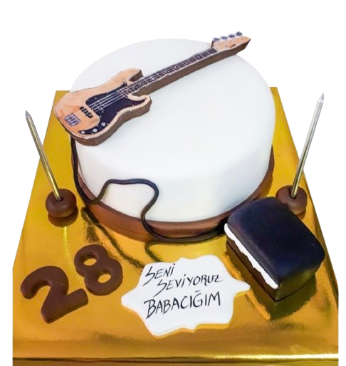 Gitarlı Doğum Günü Pastası