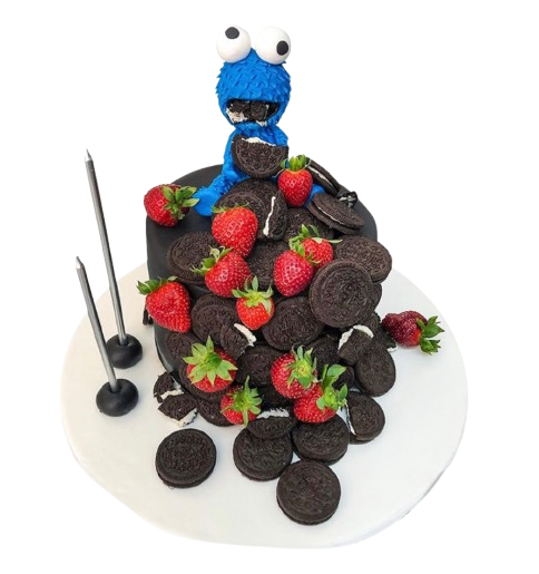 Çilekli Oreo Kurabiye Canavarı Pastası