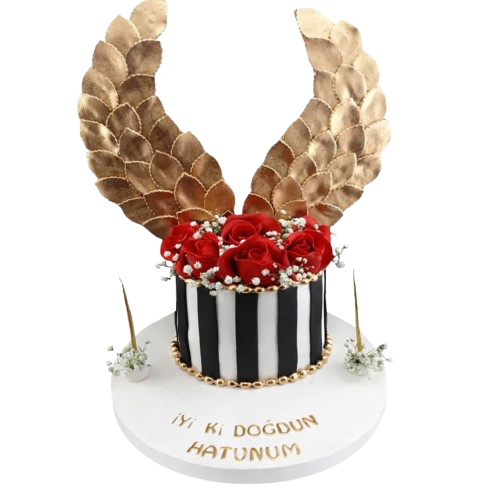Çiftlere Özel Altın Kanatlı Pasta