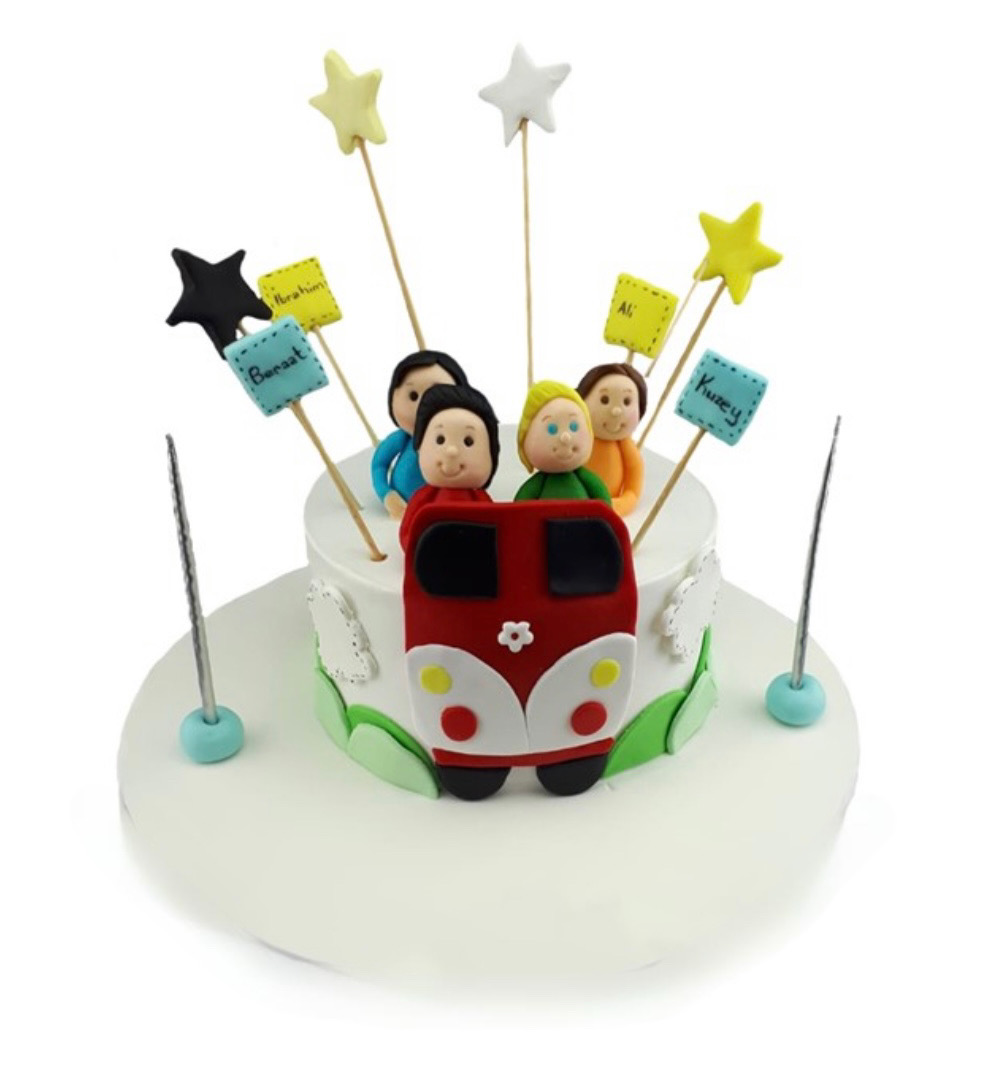 Arkadaş Otobüsü Doğum Günü Pastası