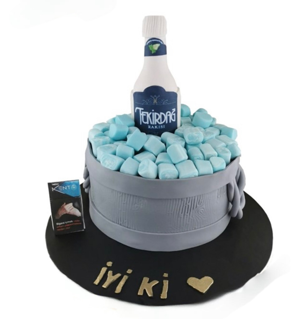 Buzda Rakı Şişesi Butik Pasta