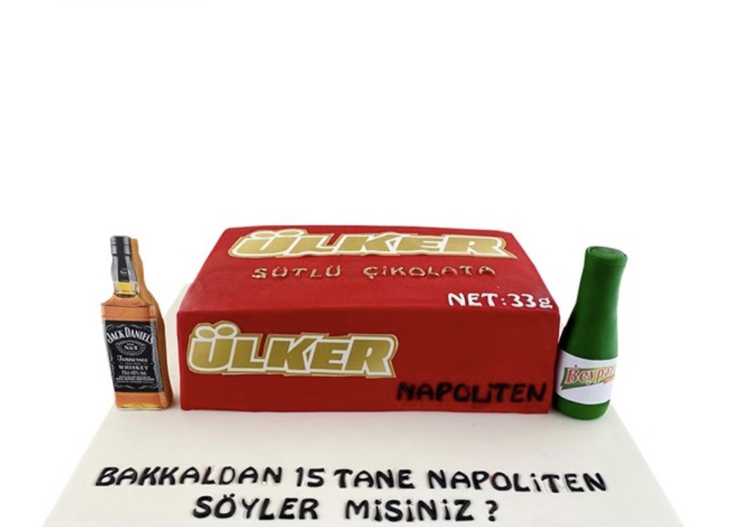 En Sevdiğim Temalı Doğum Günü Pastası