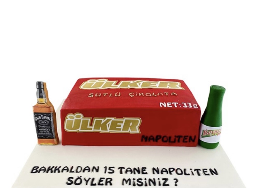 En Sevdiğim Temalı Doğum Günü Pastası