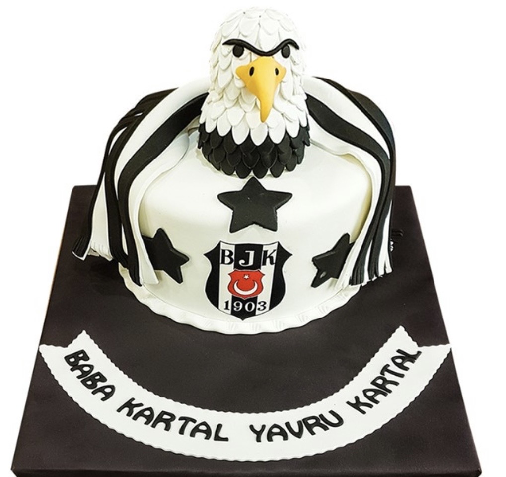 Beşiktaş Doğum Günü Pastası